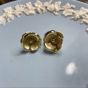 Vintage Coro Flower Clip-on Earrings
